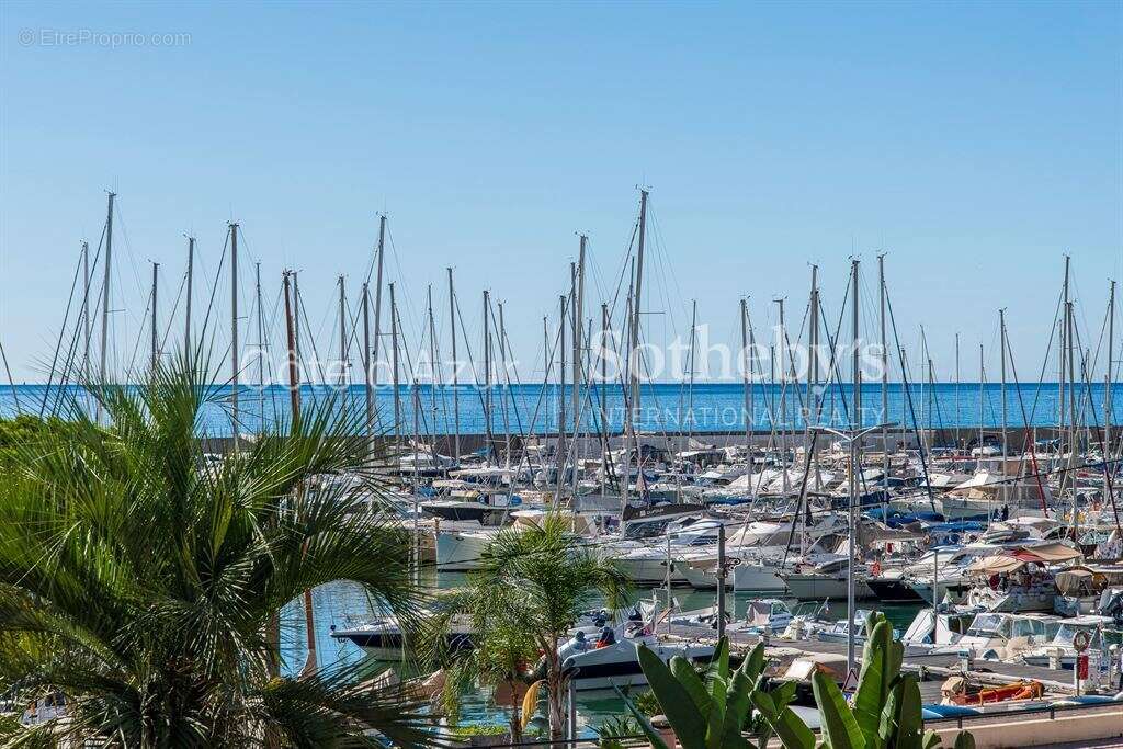 Appartement à MENTON