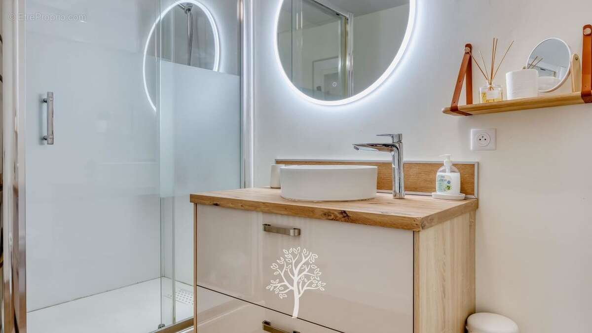 Maison à SAINT-MARTIN-DE-BOSCHERVILLE