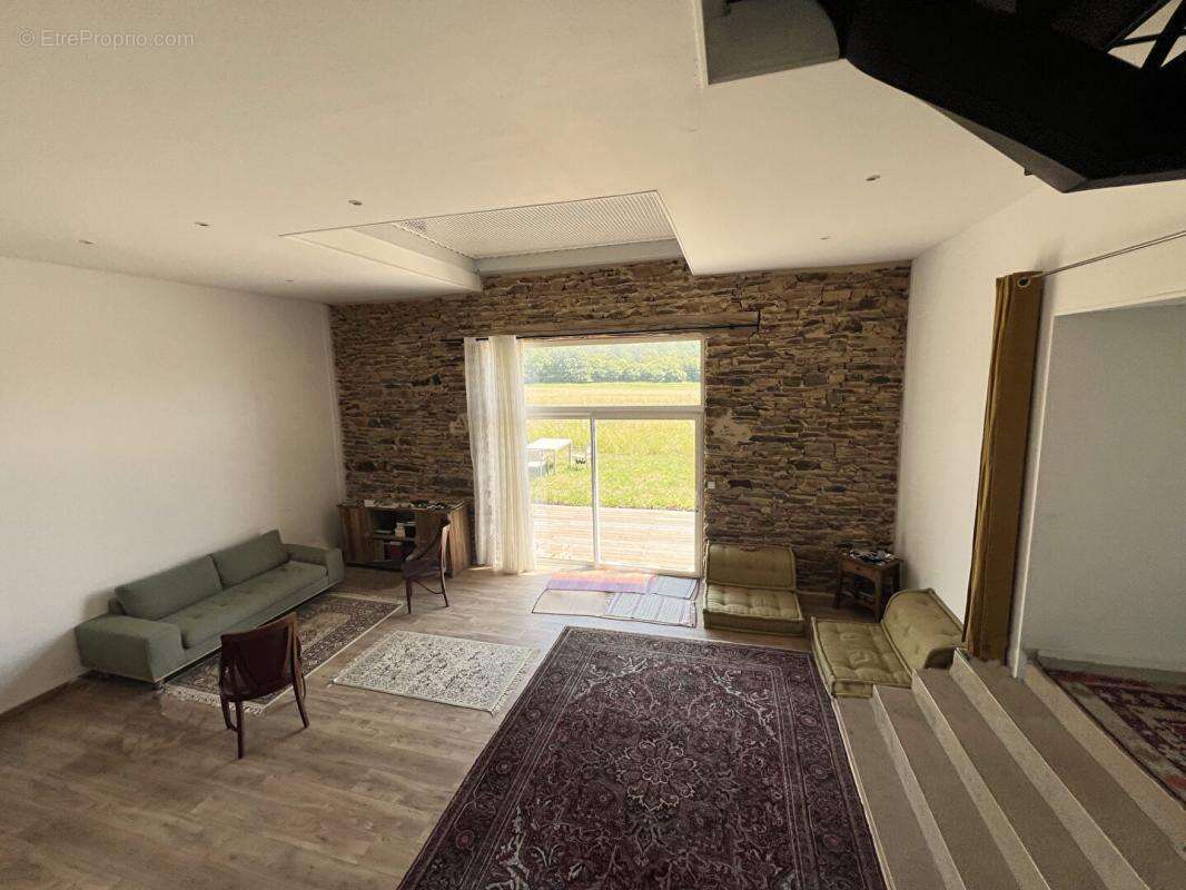 Maison Sarrazac 7 pièce(s) 265 m2 - photo 9