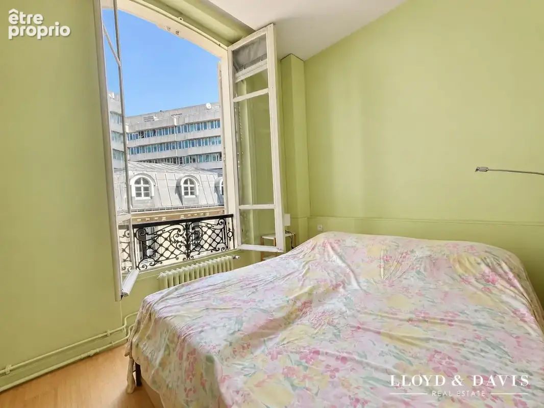 Appartement 2 pièces 30 m² à vendre à Paris-8e (75008) - photo 4