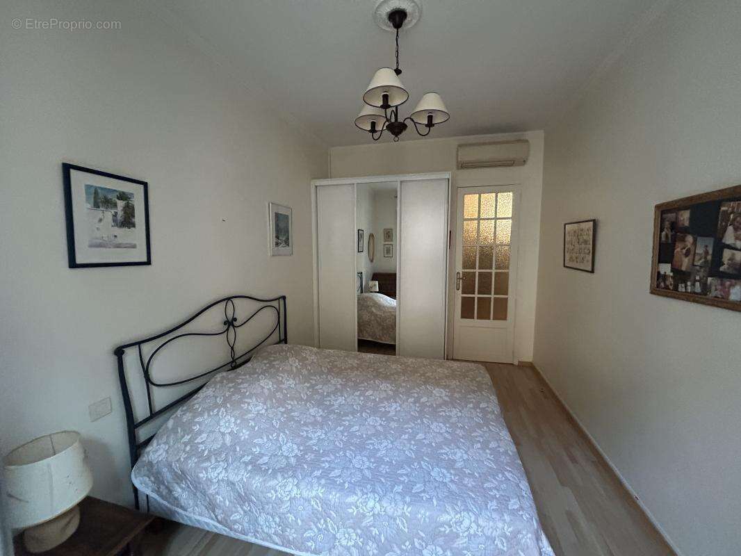 Appartement à MARSEILLE-7E