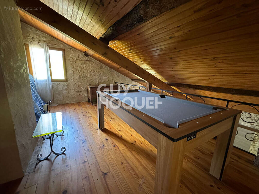 Maison à CASTELCULIER