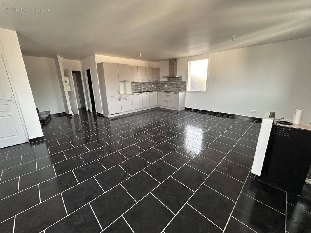 Maison à PONT-SAINTE-MAXENCE