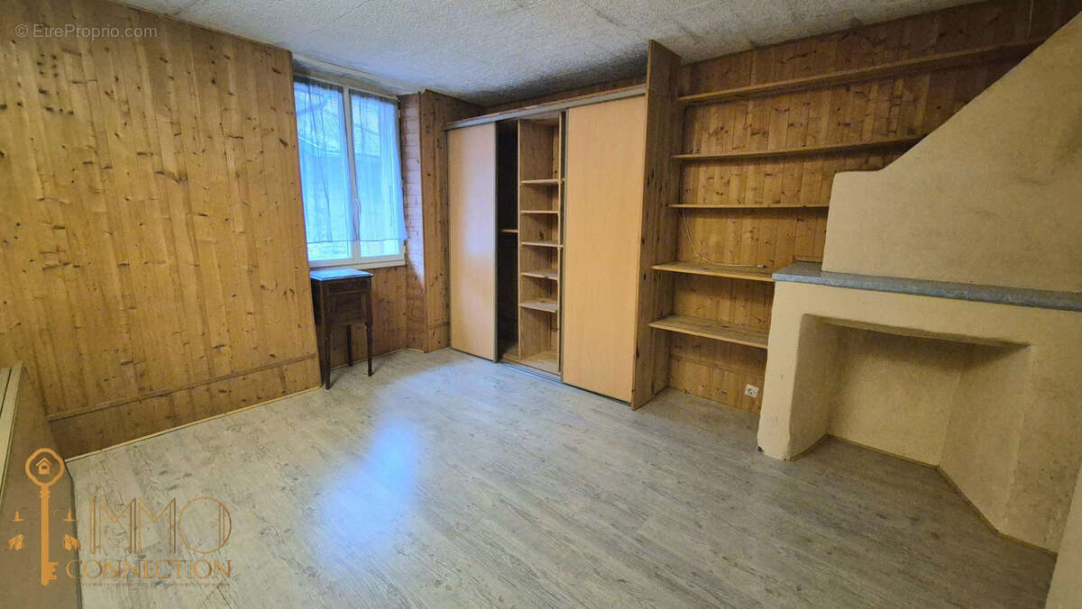 Maison à ROSSILLON