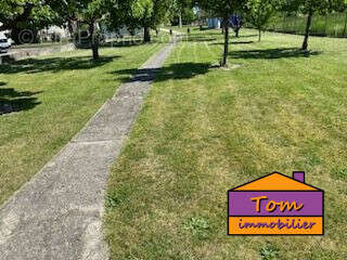 Terrain à SARRE-UNION