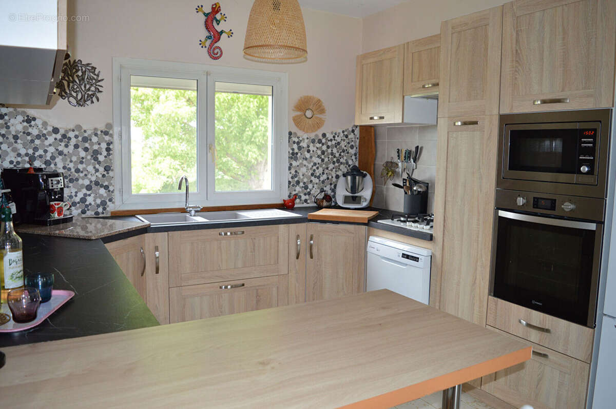 Maison à LAPEYROUSE-FOSSAT