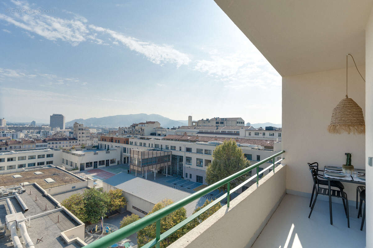 Appartement à MARSEILLE-6E