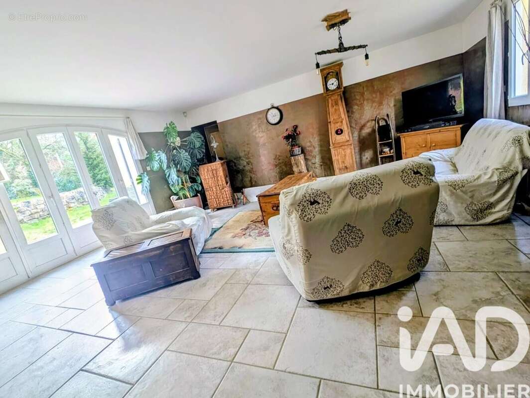 Photo 2 - Maison à MONTELIMAR