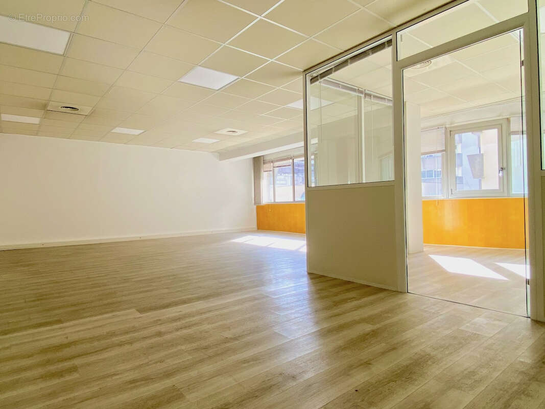 Commerce à BORDEAUX