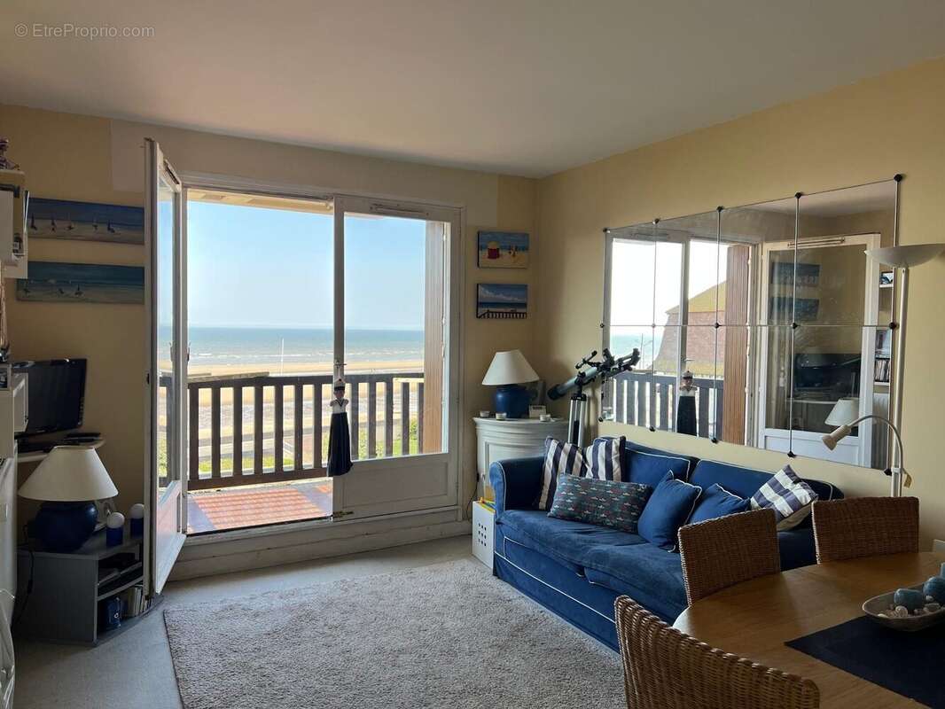 Appartement à BLONVILLE-SUR-MER