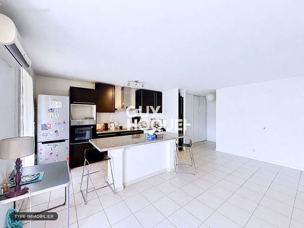Appartement à MOUANS-SARTOUX