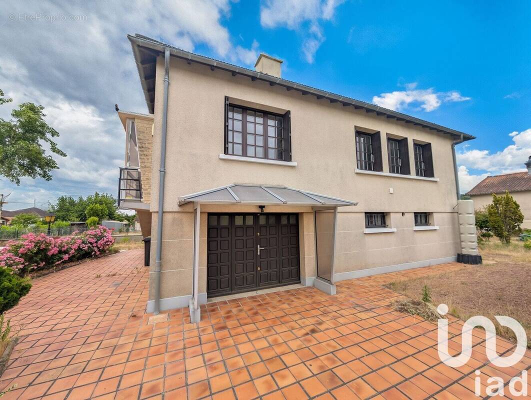 Photo 1 - Maison à CIVAUX