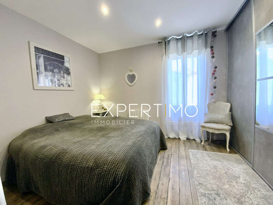 Maison à TALMONT-SAINT-HILAIRE