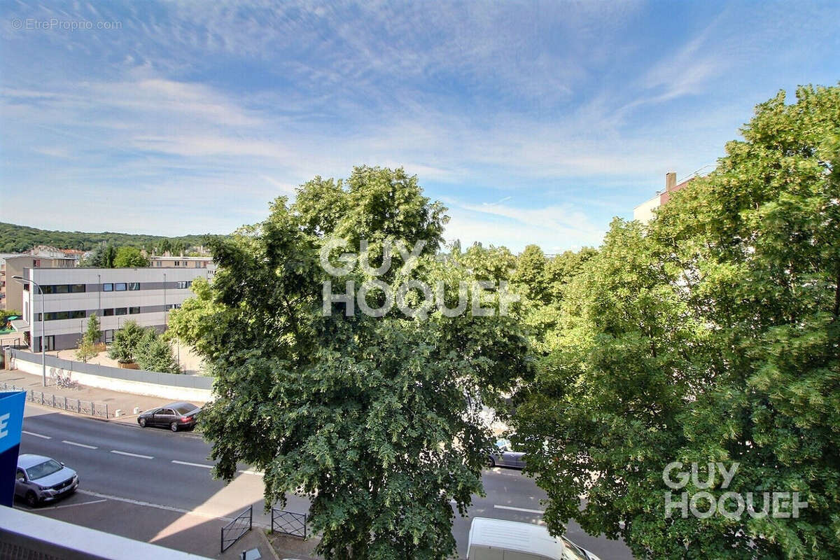 Appartement à CHAVILLE
