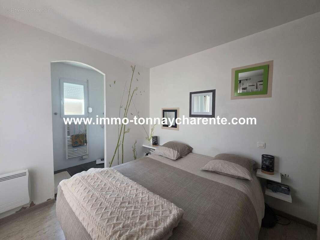 Maison à TONNAY-CHARENTE