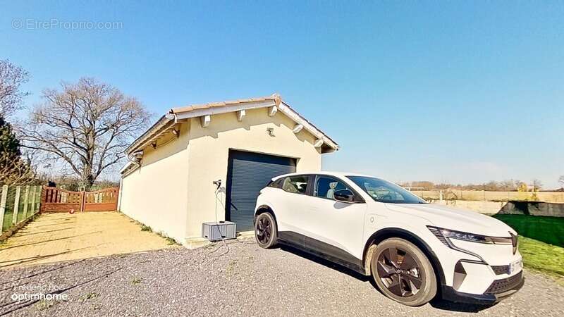 Maison à VONNAS