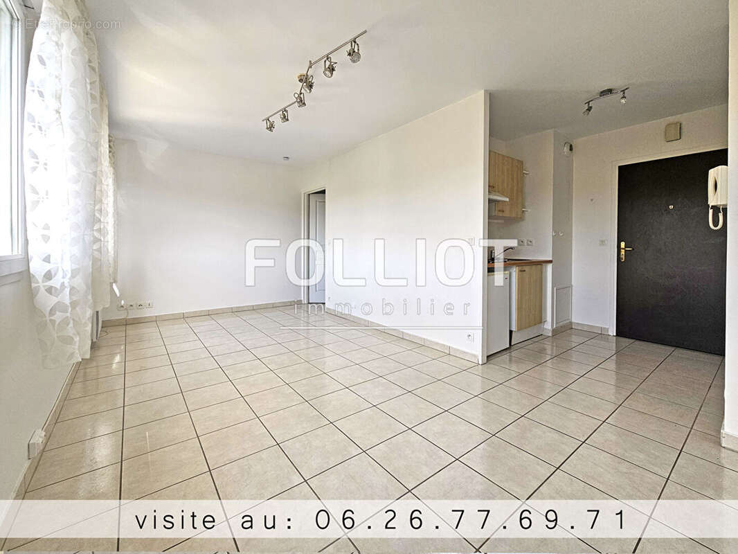 Appartement T1 à vendre à Douvres-la-Délivrande - Dernier étage avec ascenseur, bon état - photo 2