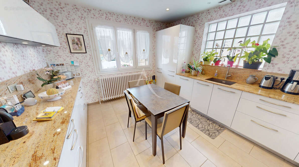 Maison à SAINT-MARD