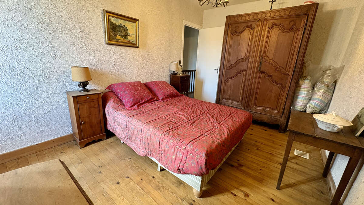 Maison à MONTROZIER