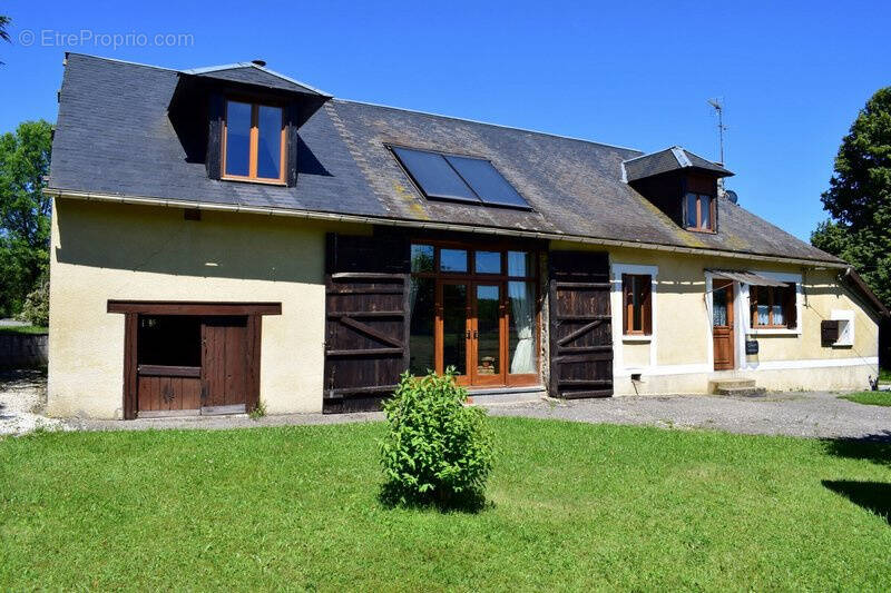 Maison à MASSERET