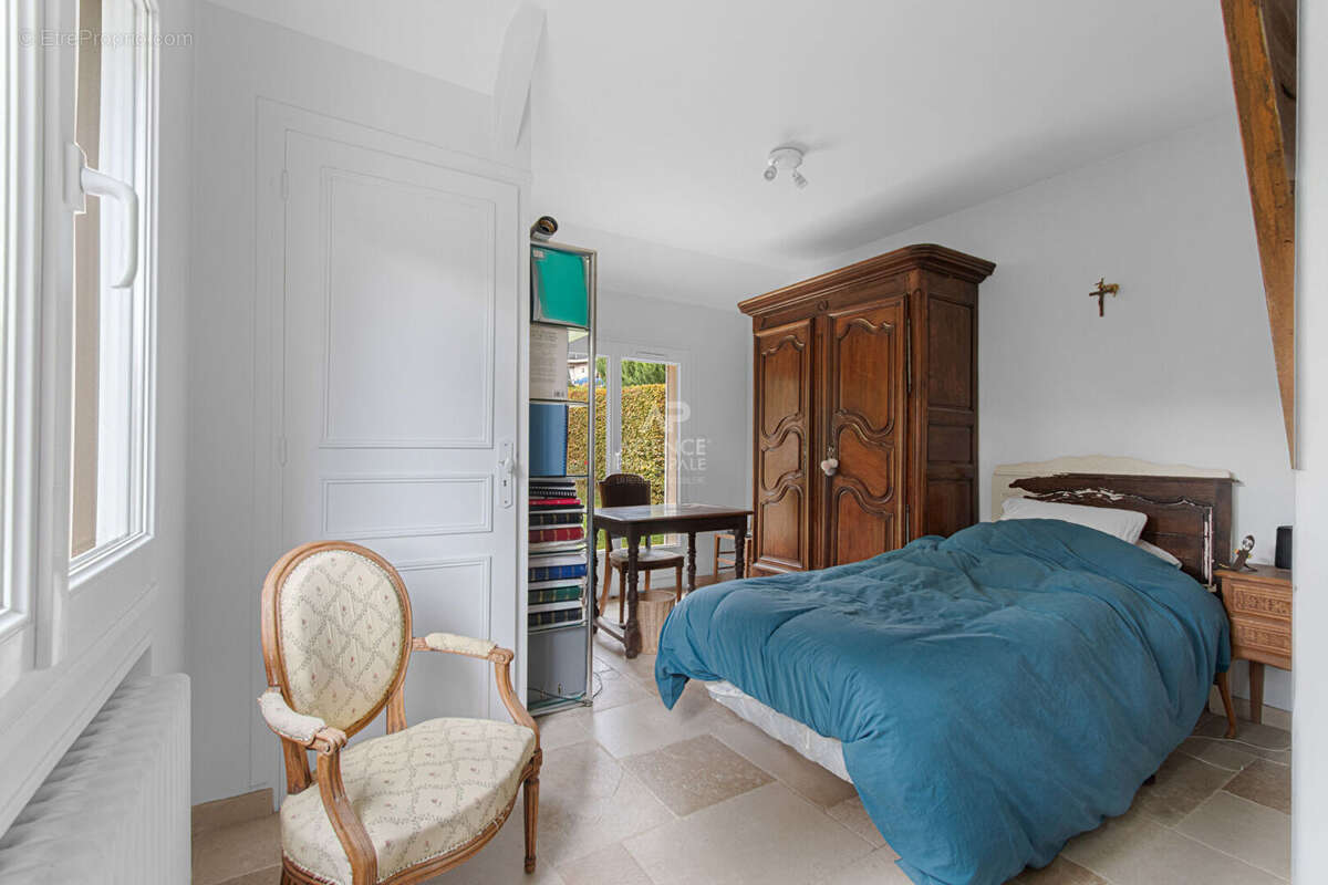 Maison à MAREIL-MARLY