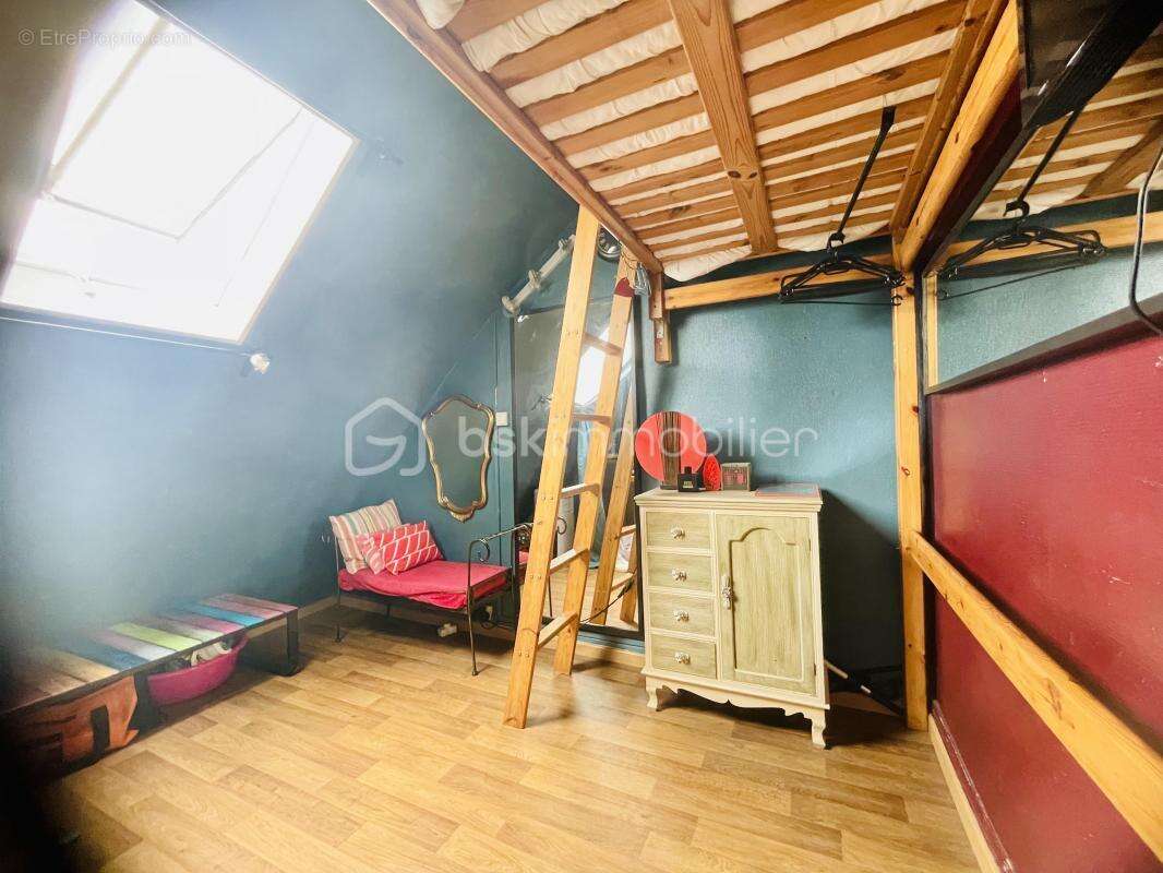 Appartement à PARIS-11E