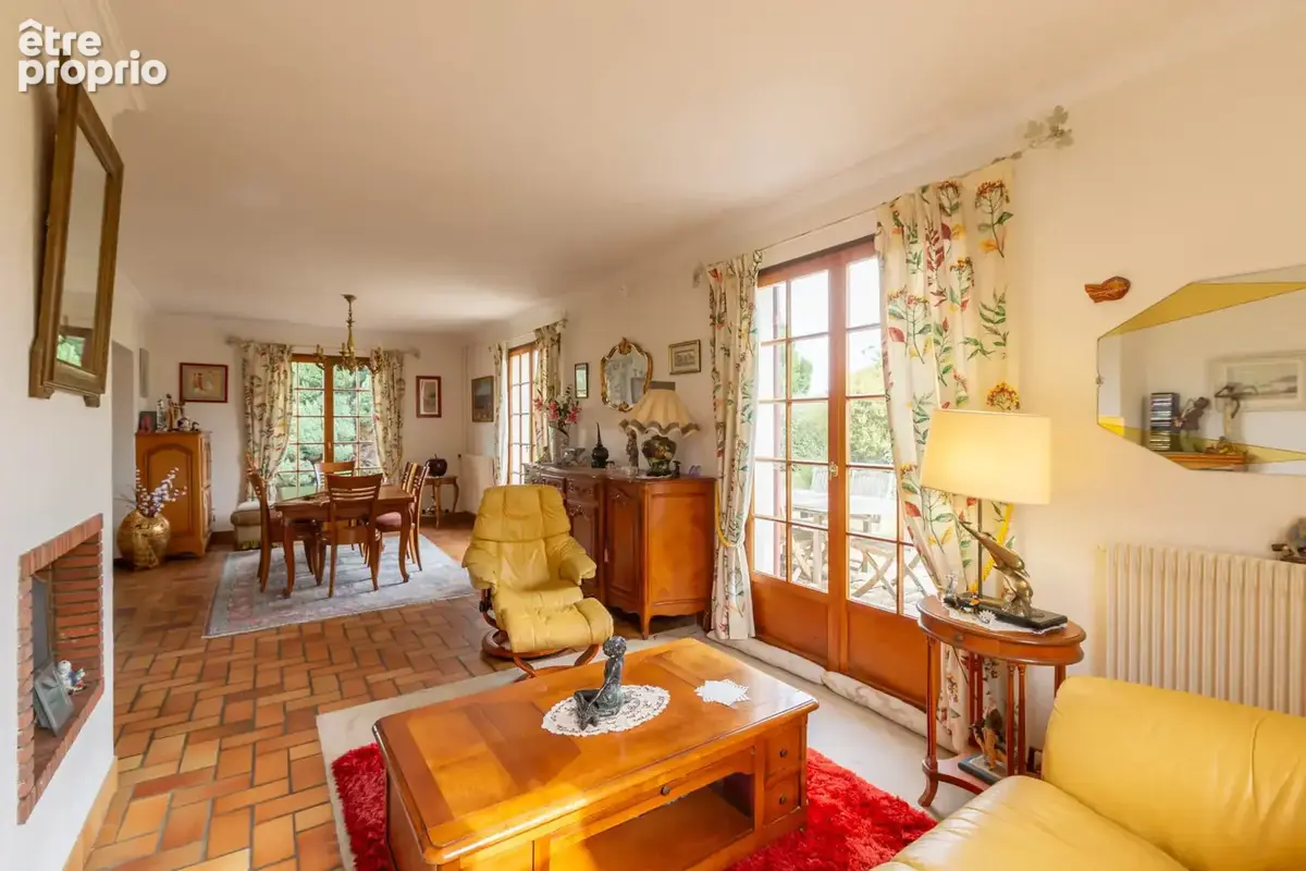 Maison de plain-pied sur 1200m² de terrain - bourg de langueux - photo 6
