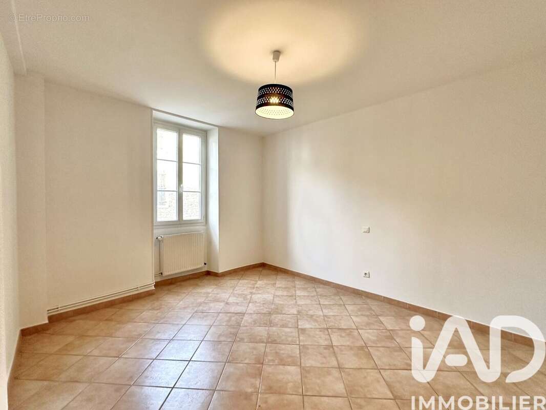 Photo 8 - Maison à LAGORCE