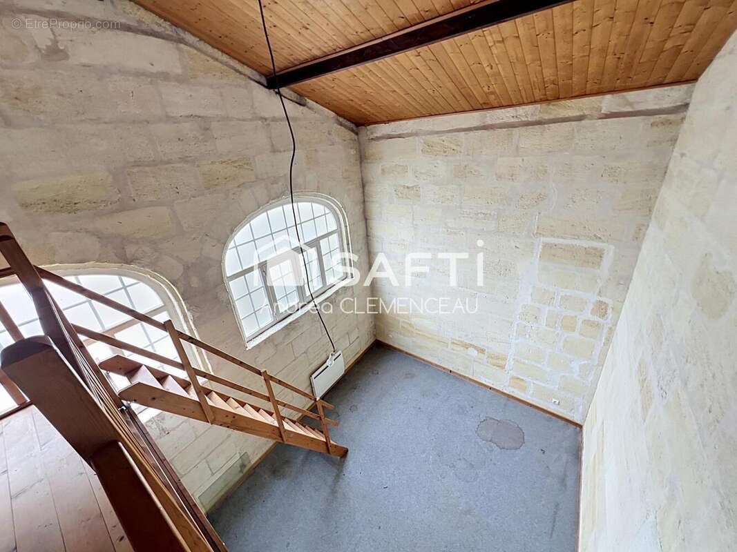 Photo 8 - Maison à BOURG