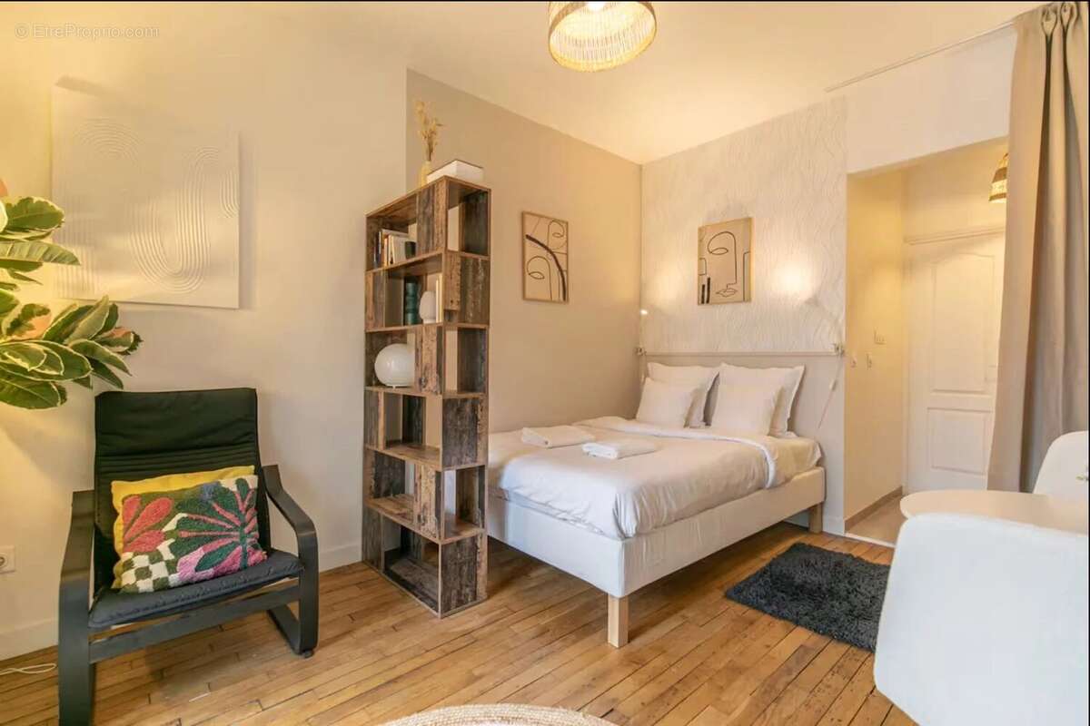 Commerce à PARIS-12E