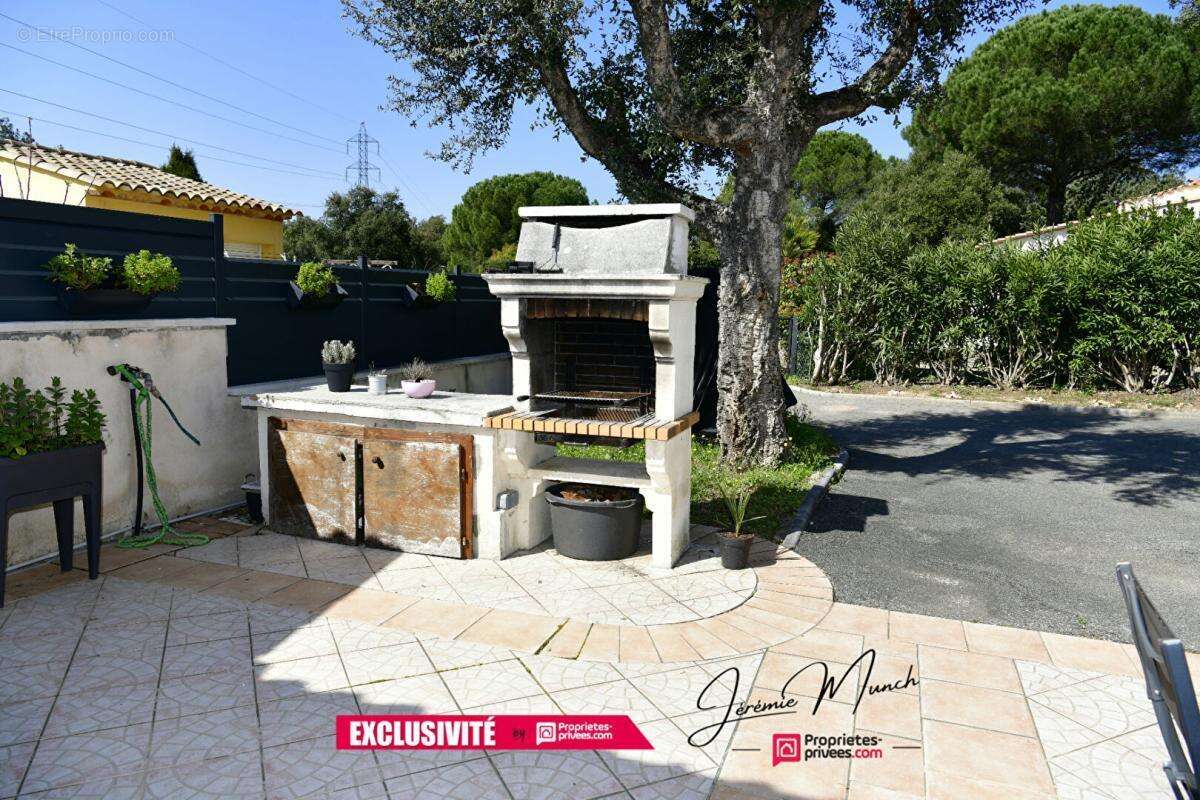 Maison à ROQUEBRUNE-SUR-ARGENS