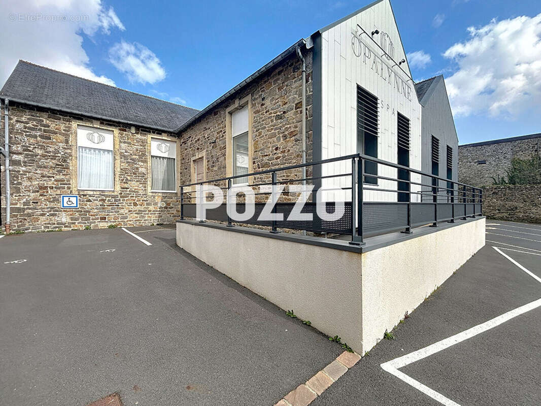 Commerce à BARNEVILLE-CARTERET