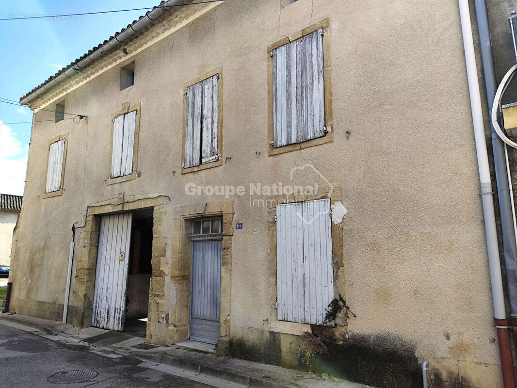 Maison à VIOLES