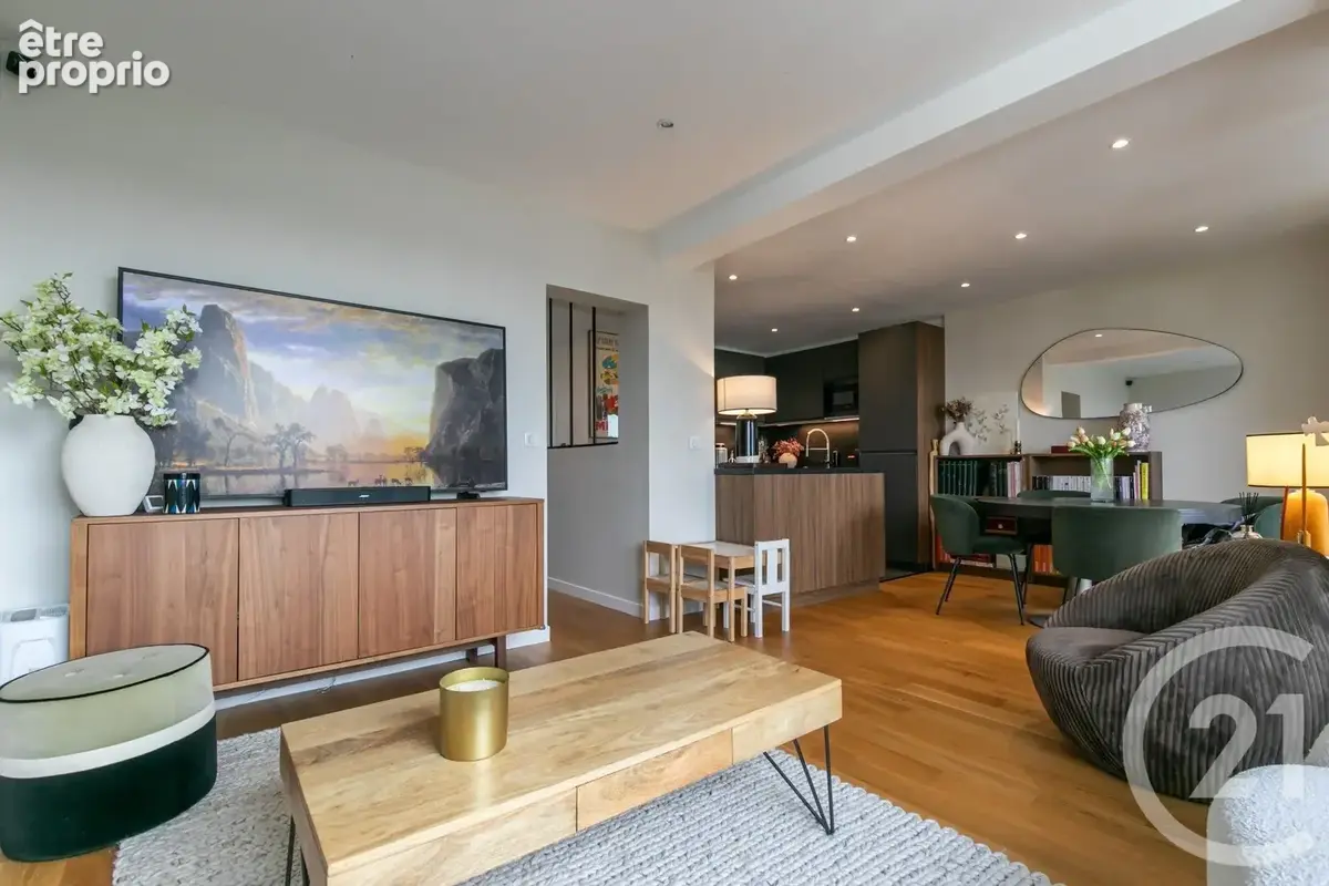 Photo Appartement à Joinville-Le-Pont au prix de 369 000€