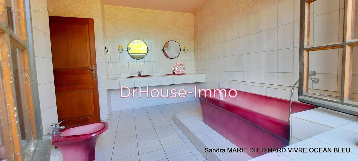 Maison à SAINT-HILAIRE-DU-HARCOUET