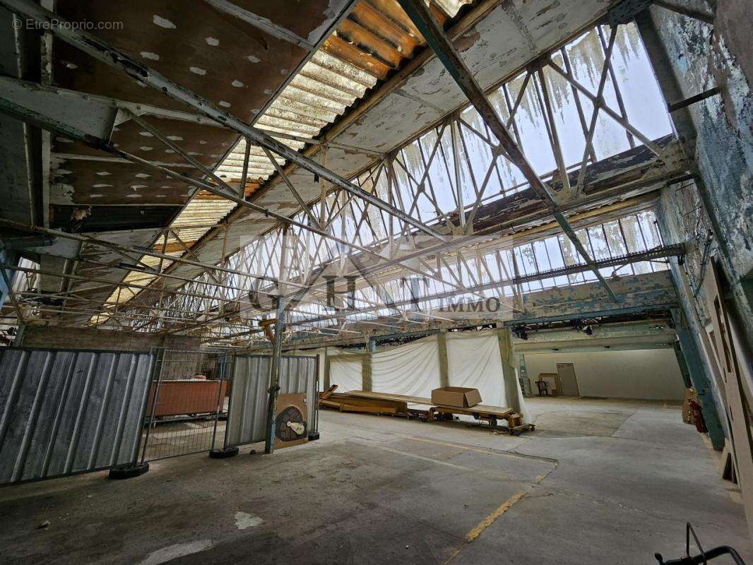 Commerce à THOMERY