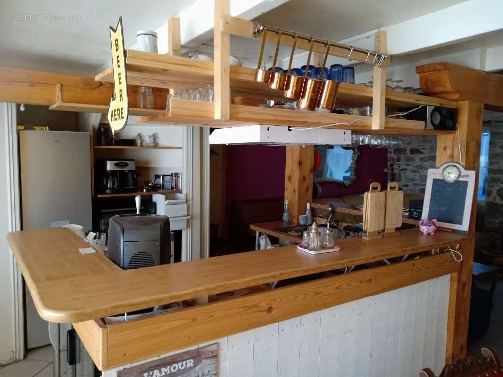 Commerce à CAMARET-SUR-MER