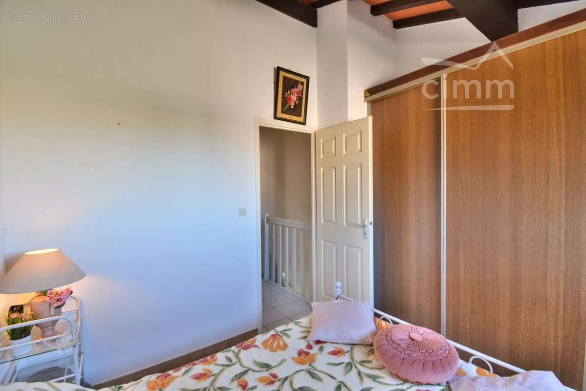 Maison à SAINT-CYPRIEN