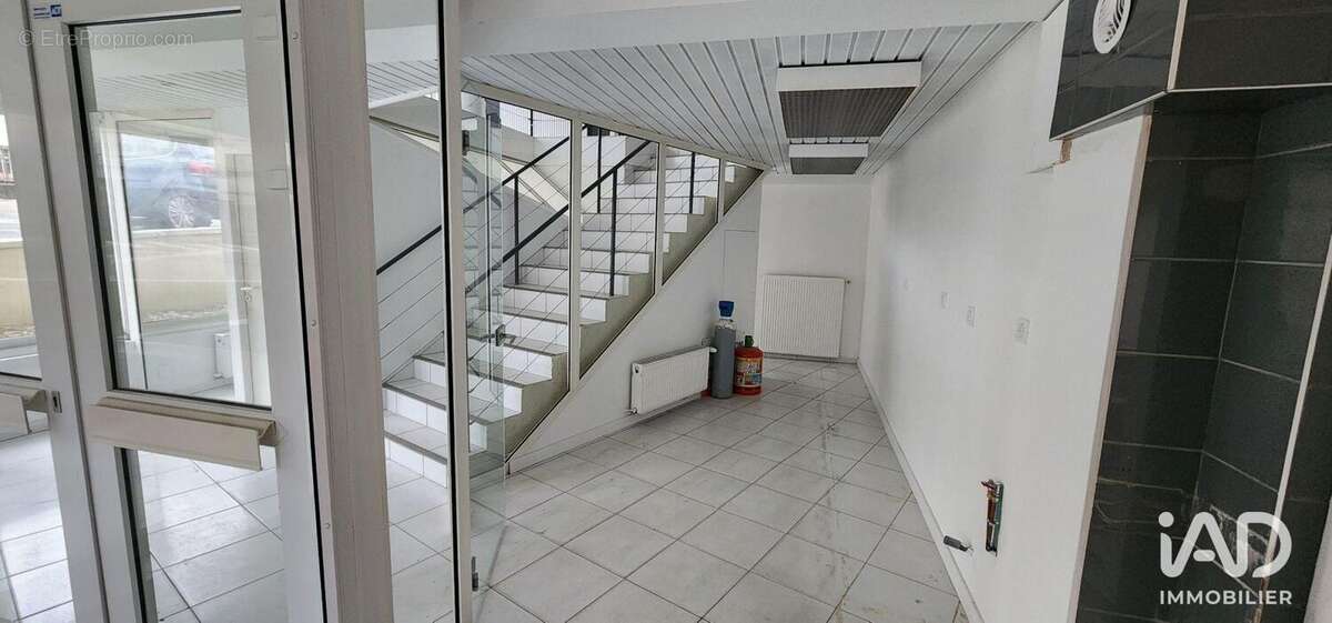 Photo 5 - Commerce à BESANCON