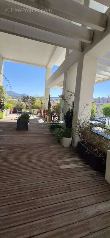 Appartement 43 m² à Marseille-10e  - photo 2