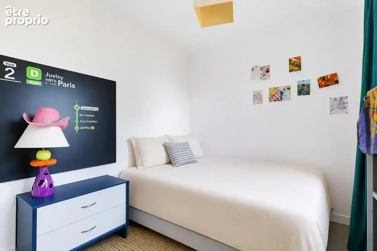 Maison familiale de 150 m² avec jardin et garage – 94290 - photo 6