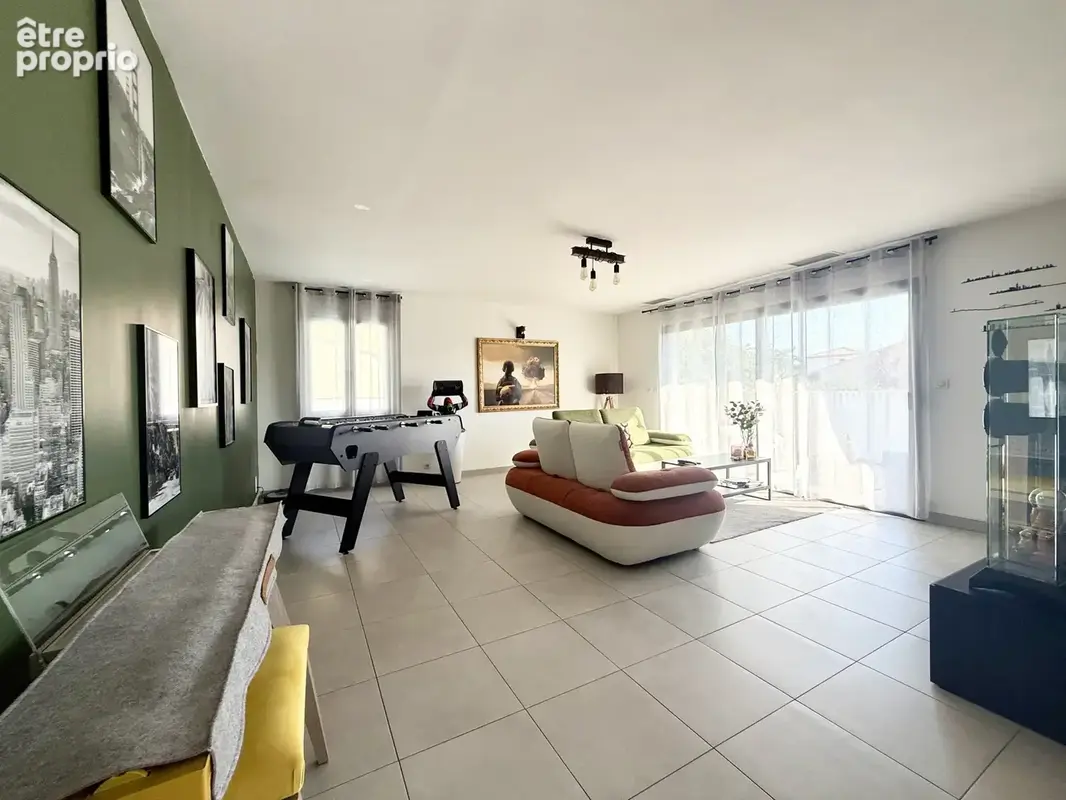 Beugons, maison t5, 4 chambres, plain pied , piscine - photo 2