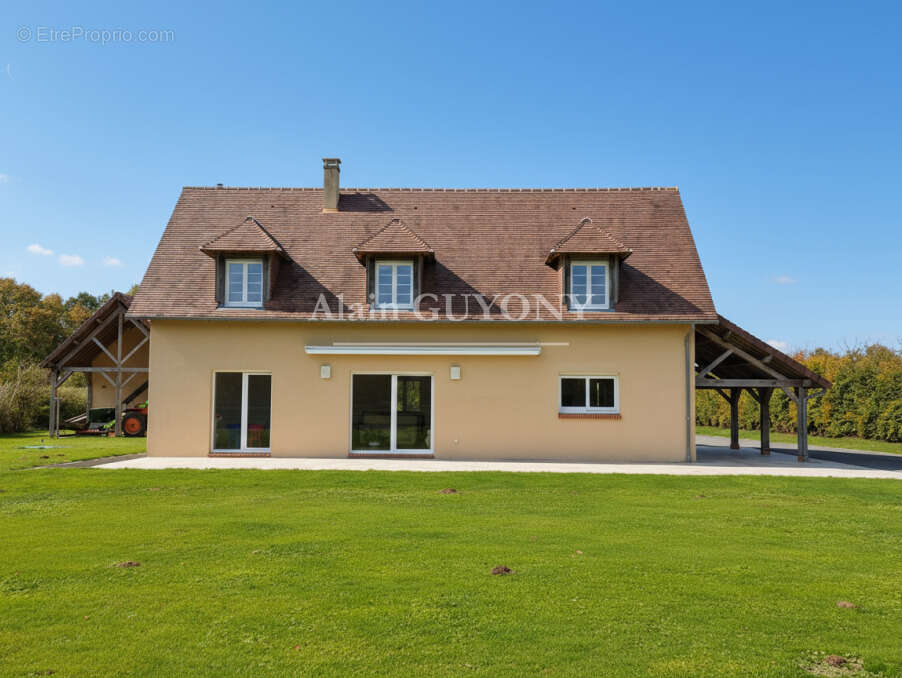 Maison à PONT-L&#039;EVEQUE