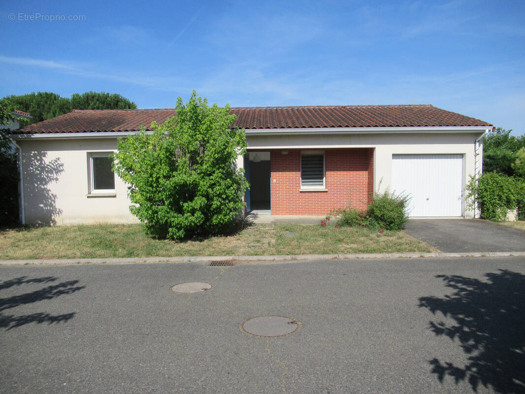 Maison à CORNEBARRIEU