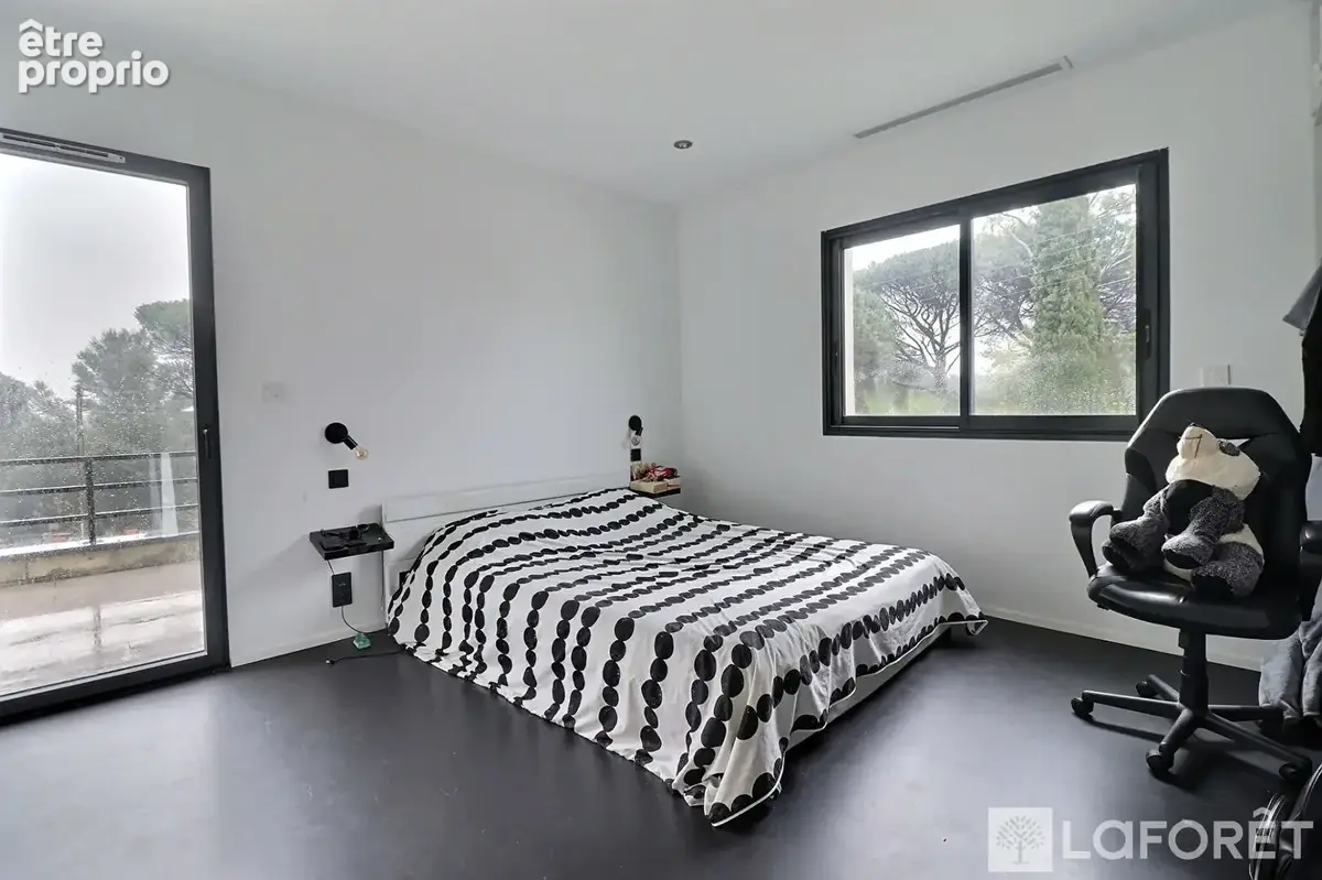 Nouveauté en exclusivité Villa de prestige  5 pièces à 1 km des plages de  Saint-Aygulf - photo 12