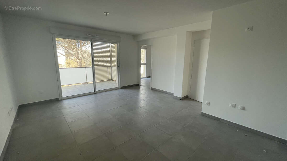 Appartement à VIAS