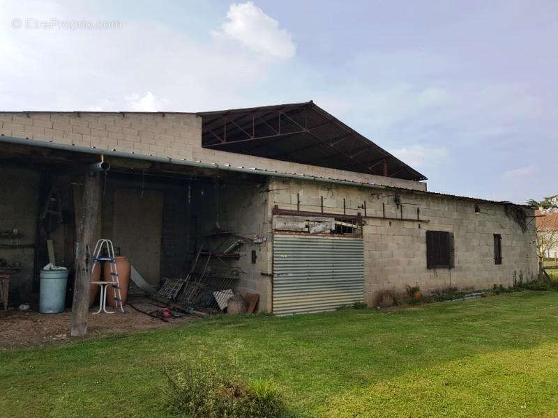 Maison à JAUNAY-CLAN