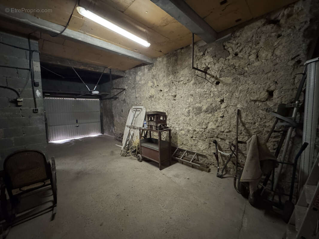 Maison de village avec garage à Fleury d'Aude (11560) - photo 9