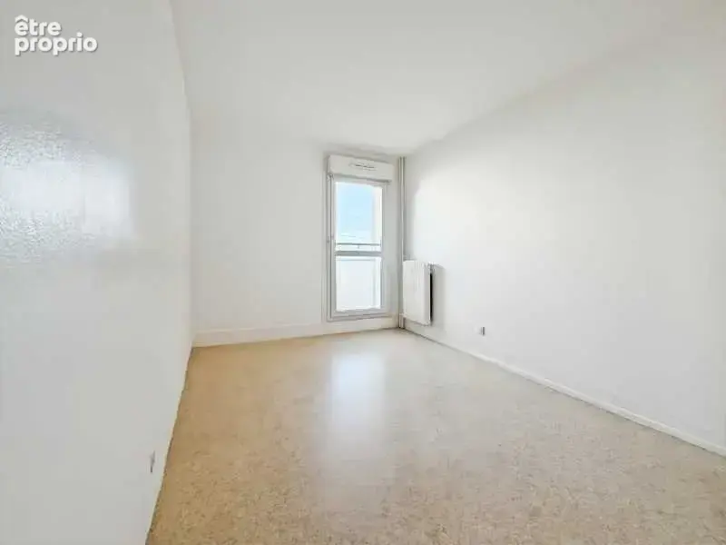 Appartement 4 pièces 76 m² à vendre à Exincourt (25400) - photo 7