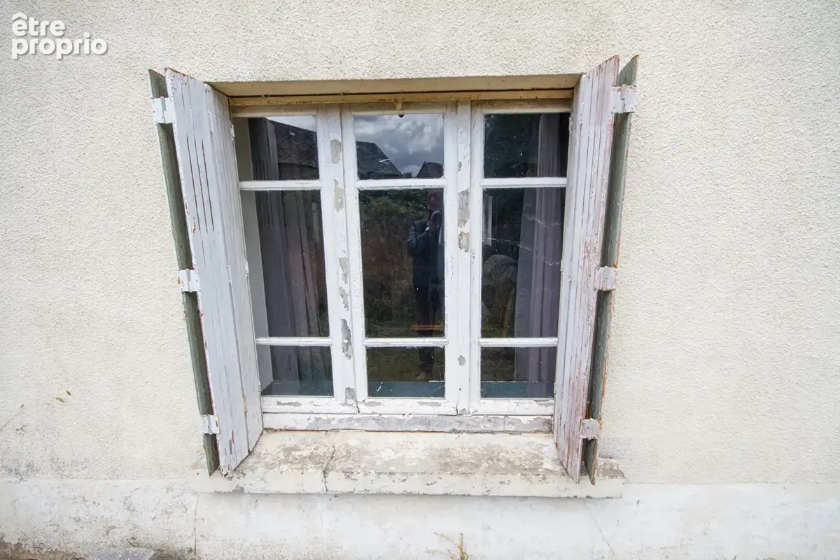 Manche : Maison mitoyenne de caractère à rénover, située dans le magnifique cadre champêtre de la Normandie. - photo 15